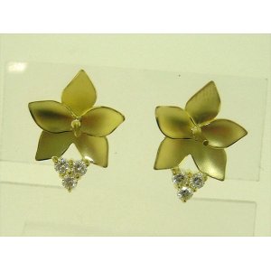 Photo: K18YG DIA EARRING