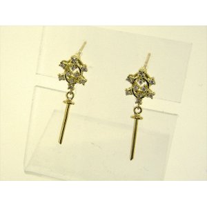 Photo: K18YG DIA EARRING