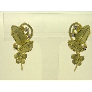 Photo: K18YG DIA EARRING