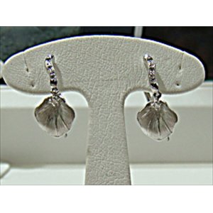 Photo: K18WG DIAMOND EARRING