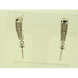 Photo: K18WG　DIA  EARRING