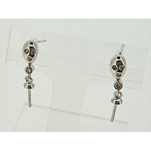 Photo: K18WG　DIA  EARRING