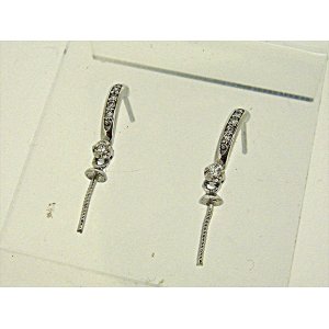 Photo: K18WG　DIA  EARRING