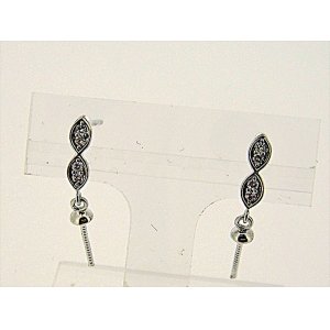 Photo: K18WG　DIA  EARRING