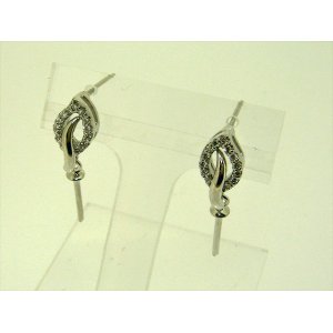 Photo: K18WG　DIA  EARRING