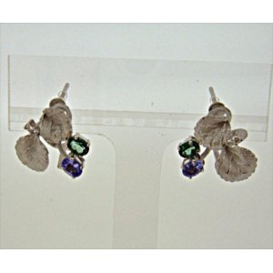 Photo: K18WG GREENT OURMARINE/ZOISITE/DIA EARRING